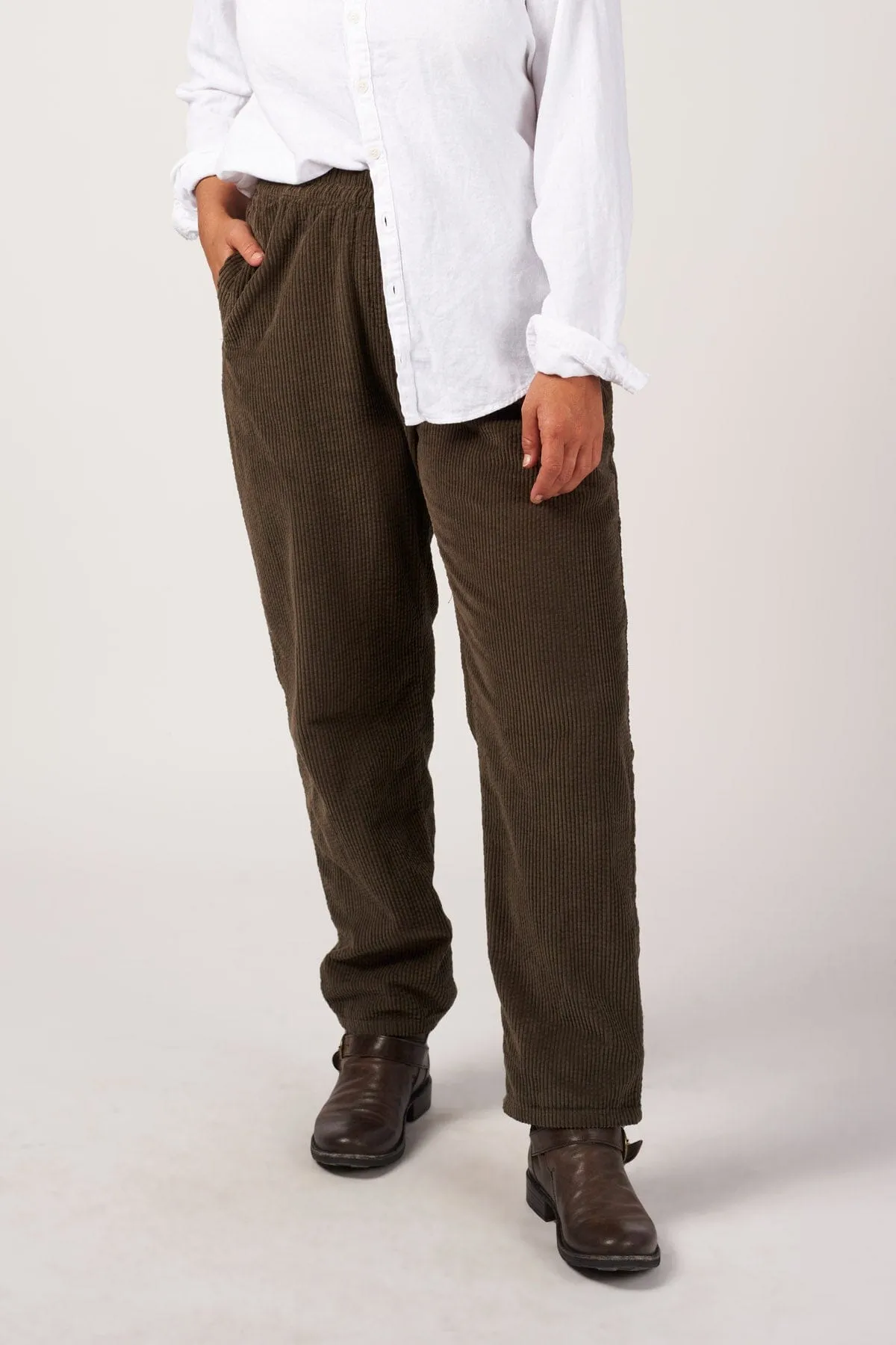 Ari - Wide Wale Corduroy