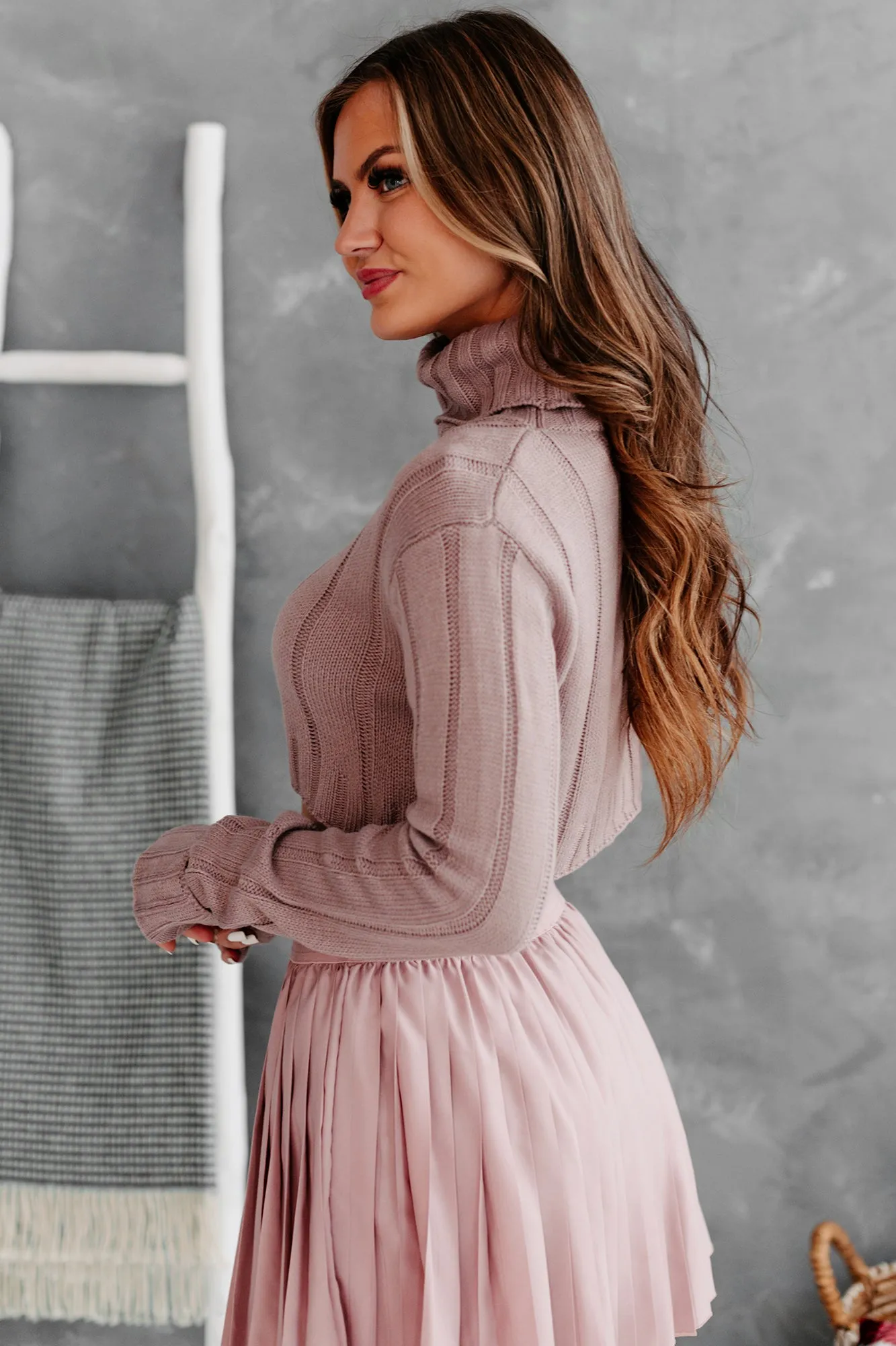 Distracted By You Cropped Turtleneck Sweater (Coco)