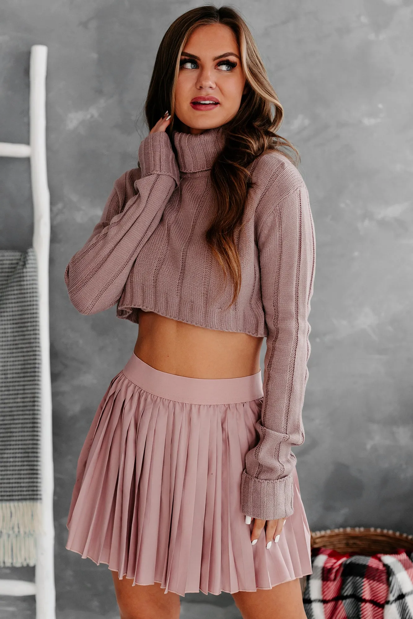 Distracted By You Cropped Turtleneck Sweater (Coco)
