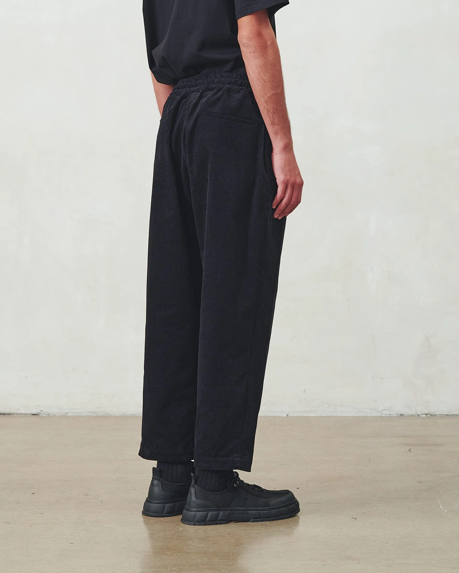 Oversized Baggy - Black Corduroy
